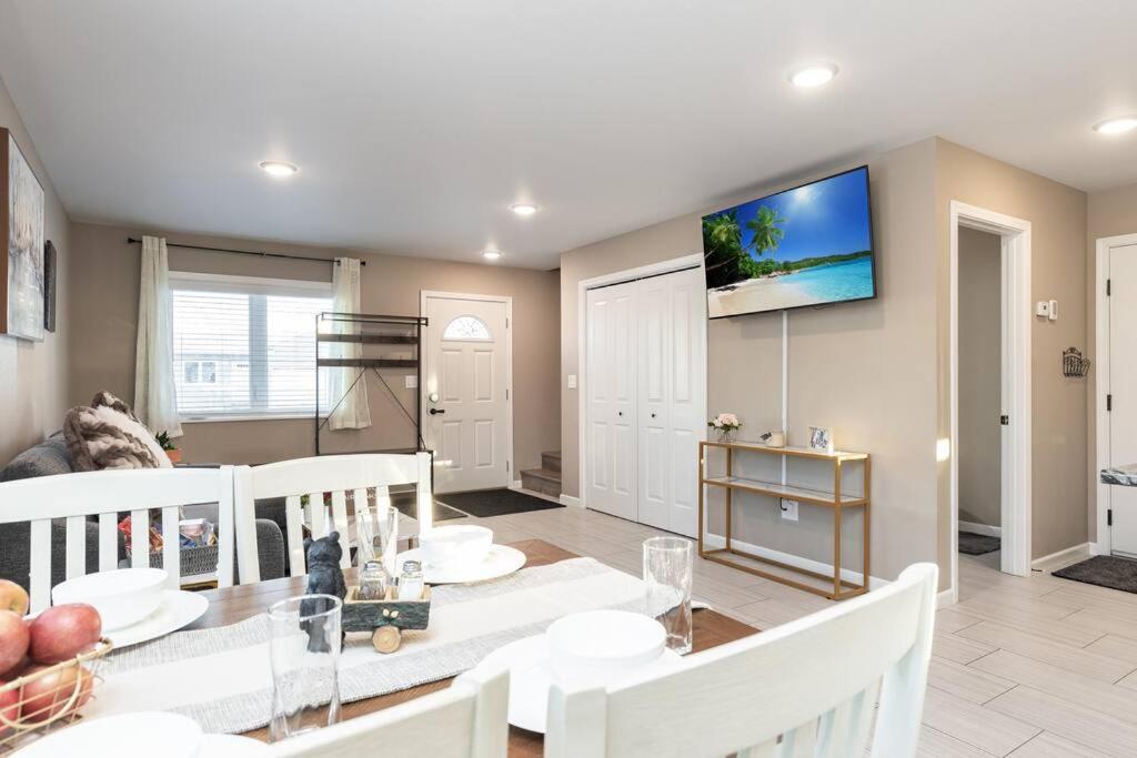 Birch Hill Retreat Great Location2+Garage+Aurora Villa Fairbanks Exteriör bild