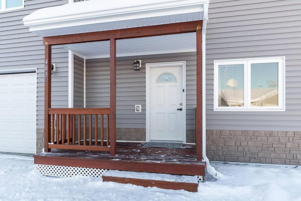 Birch Hill Retreat Great Location2+Garage+Aurora Villa Fairbanks Exteriör bild
